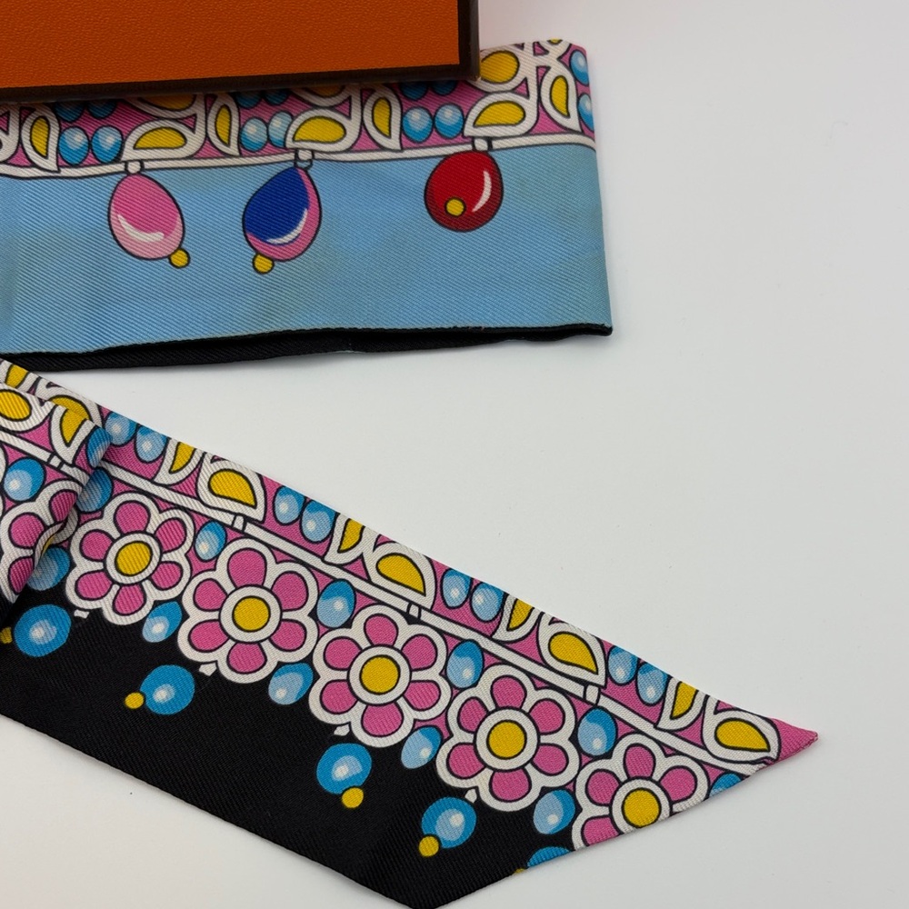 Hermes multicolor Twilly Scarf - Picture 4 of 11